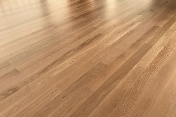 Suelos Pamplona · Colocacion de suelos de parquet en Pamplona