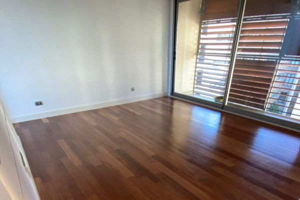 Suelos Pamplona · Instalación de suelo laminado en Pamplona